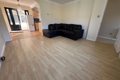 3 bedroom link detached house to rent, Westfield Way, Bristol