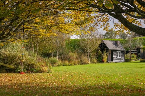 4 bedroom chalet for sale, Mark Cross, Crowborough