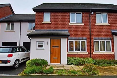 3 bedroom terraced house to rent, Meldrums Grove, Altrincham, WA14