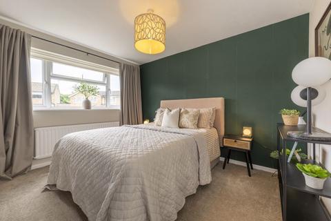 15 Barnfield, Crowborough, TN6 2RX