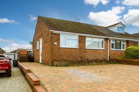 2 bedroom semi-detached bungalow for sale, Hilldene Road, Kingswinford DY6