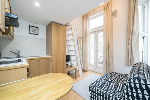 Studio to rent, Fairholme Road, London W14