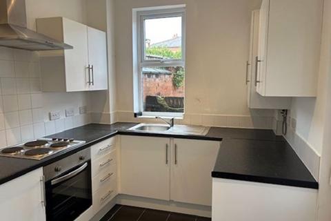 3 bedroom terraced house to rent, Margaret Street, Wigan WN6