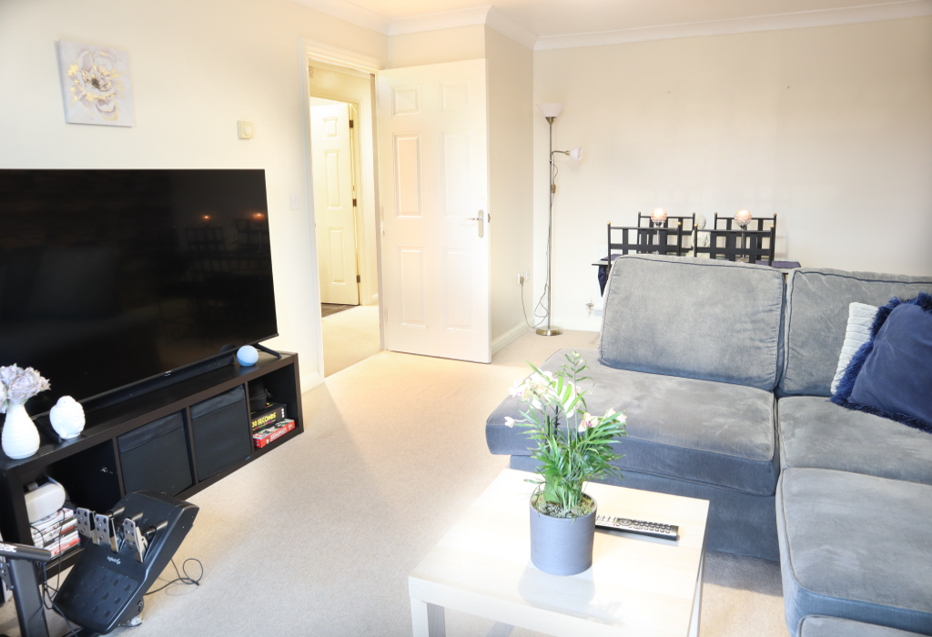 Dining Area Shown In Lounge