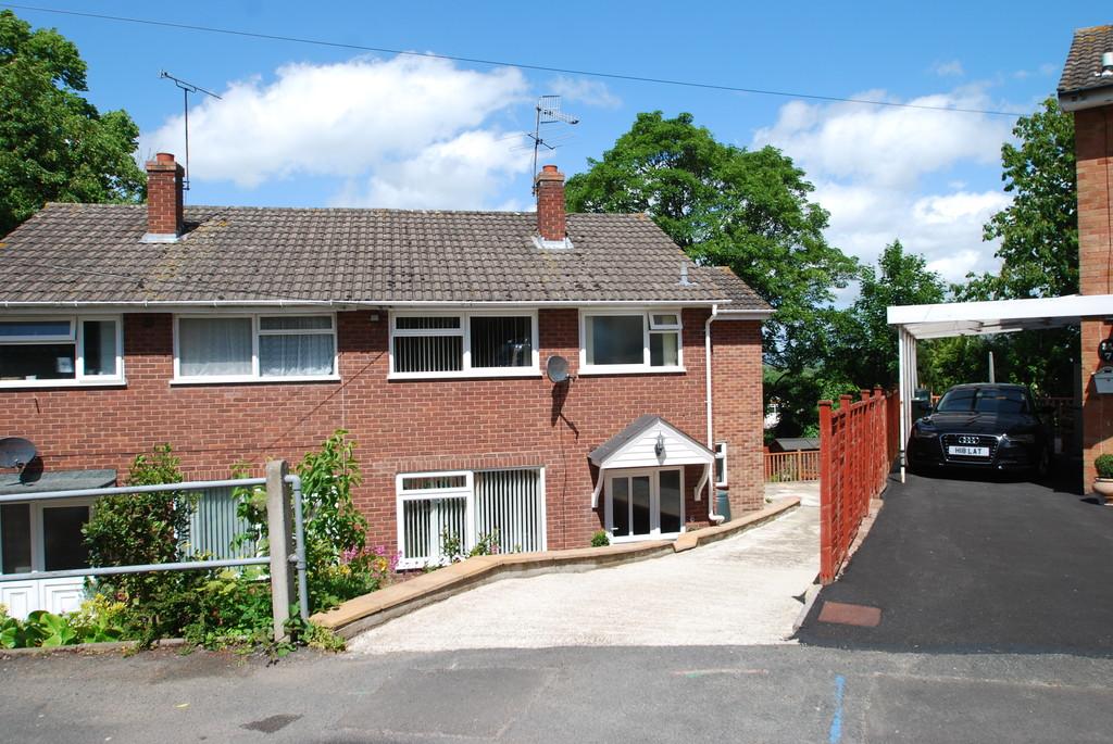 Highfield Close, Malvern 4 bed semidetached house £219,950