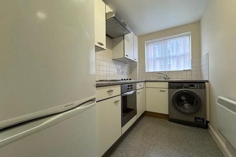 1 bedroom flat to rent, Noble Court, Mill Street, Slough, SL2 5DP