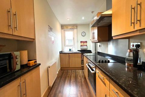 3 bedroom flat for sale, Blairdardie Road, Knightswood, Glasgow, G13 2AD