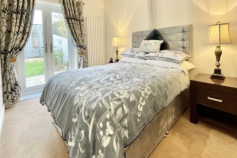 1 Greenside Close, Thurnscoe, Rotherham, S63 0AY