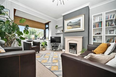 4 bedroom semi-detached house for sale, Old Hollings Hill, Guiseley, Leeds