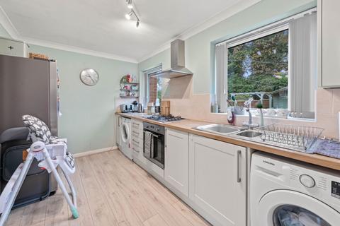 2 bedroom end of terrace house for sale, Belton Lane, Grantham NG31