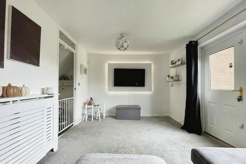 166 Lanchester Way, Birmingham, B36 9LF