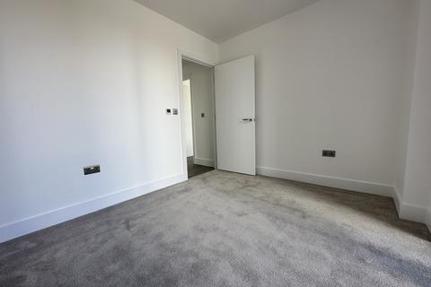 2 bedroom flat to rent, 11 Sanday Drive, London NW9