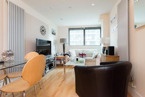 1 bedroom flat to rent, Millharbour, London, E14