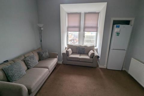 4 bedroom flat to rent, 32 4/2 Seagate, ,