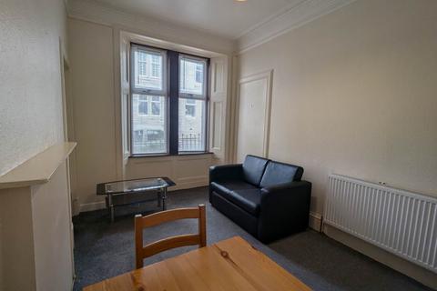 1 bedroom flat to rent, 33 G/2 Park Avenue, ,