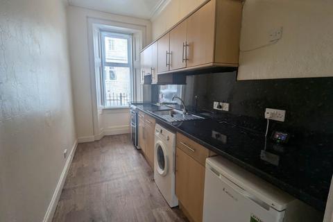 1 bedroom flat to rent, 33 G/2 Park Avenue, ,