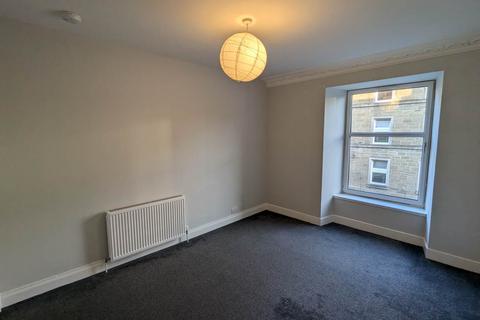 1 bedroom flat to rent, 20F Baldovan Terrace , ,