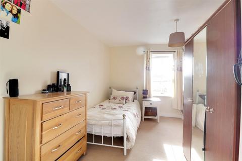 Huddle Cottage, 32 Fore Street, Langtree, Torrington, EX38 8NG