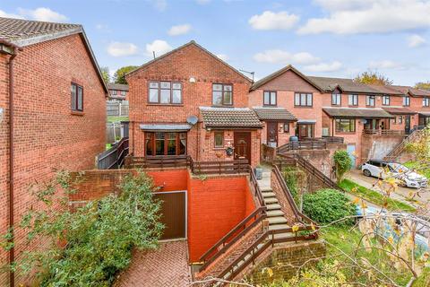 4 bedroom detached house for sale, Hampton Close, Chatham, Kent