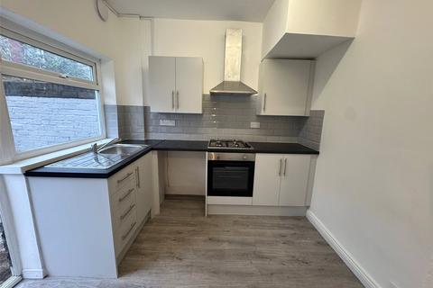 3 bedroom terraced house to rent, The Coppice, Liverpool, Merseyside, L4