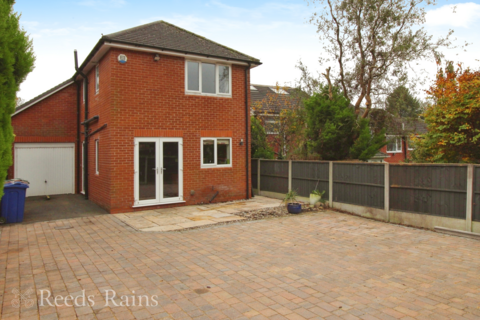 3 bedroom detached house for sale, Preston Road, Chorley PR6