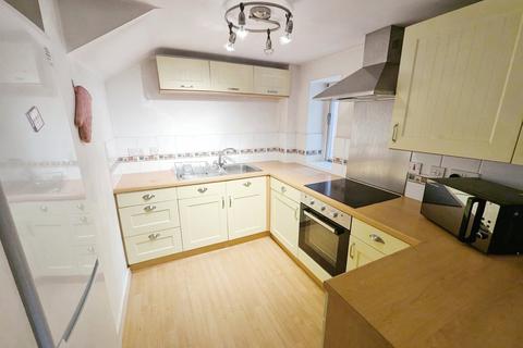 2 bedroom apartment to rent, Upper Park Road, Greater Manchester M14