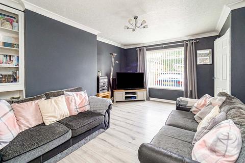 3 bedroom end of terrace house for sale, Waveney Road, East Yorkshire HU8