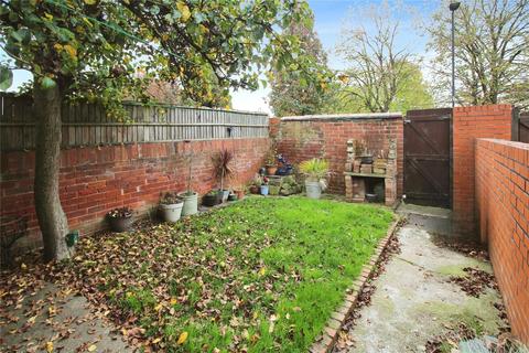 2 bedroom terraced house for sale, Yarborough Terrace, South Yorkshire DN5