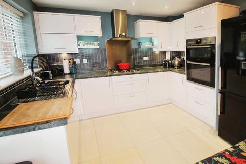 5 bedroom terraced house for sale, Church Road, Birmingham B33