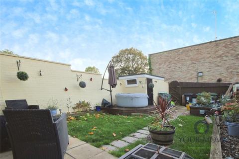 7 Airedale, Hemel Hempstead, HP2 5TP