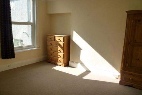 2 bedroom flat to rent, Ivydale Road, Plymouth PL4