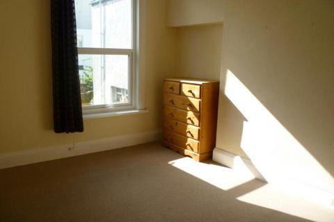 2 bedroom flat to rent, Ivydale Road, Plymouth PL4