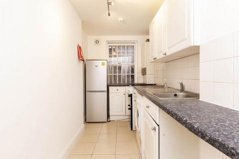 2 bedroom flat to rent, NW1