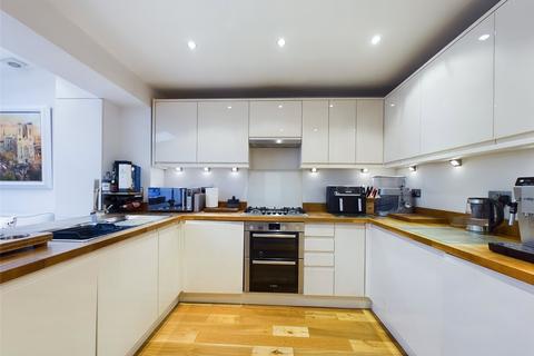 84 Birch Crescent, Hornchurch, RM11 2NJ