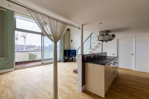 3 bedroom flat to rent, The Piper Building, Fulham, SW6