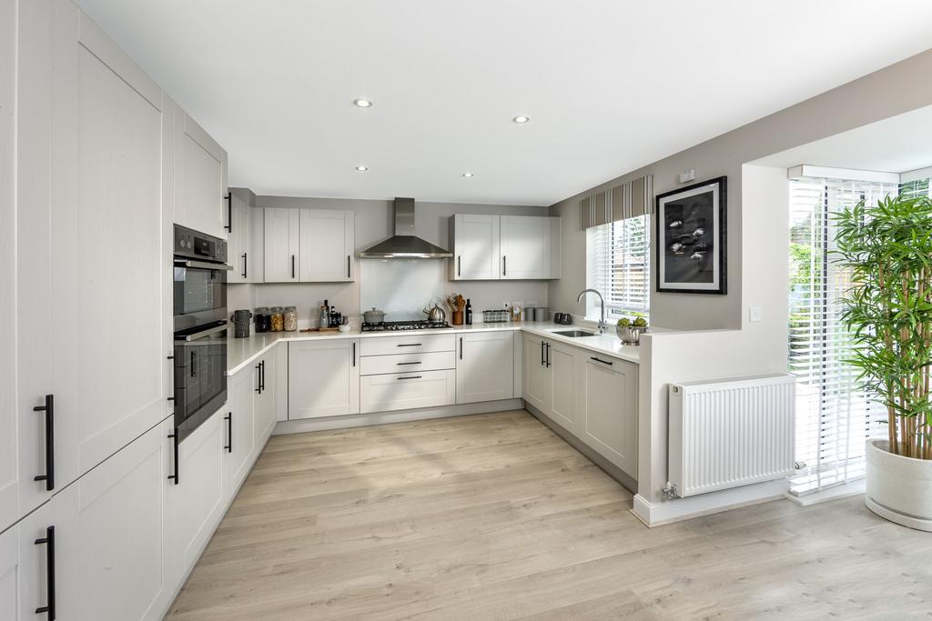 Kitchen holden 4 bedroom home