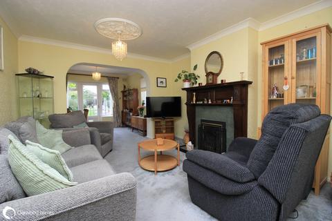 2 bedroom semi-detached bungalow for sale, Devon Gardens, Birchington