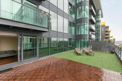 2 bedroom apartment to rent, 41 Millharbour, South Quay, London, E14