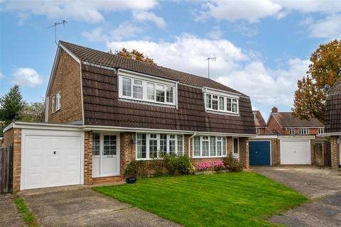 3 bedroom semi-detached house for sale, Dene Close, Horley