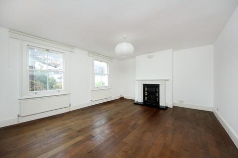 3 bedroom flat to rent, Avenue Road, W3