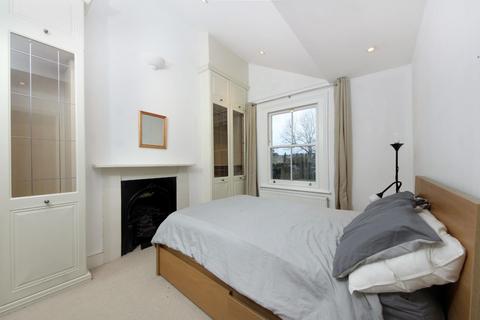 3 bedroom flat to rent, Avenue Road, W3