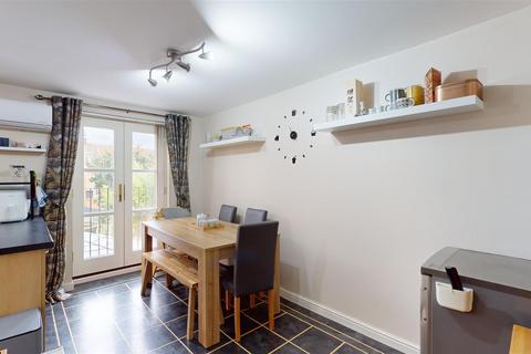 10 Bridgemere Close, Westcroft, Milton Keynes, MK4 4GL
