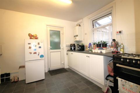 3 bedroom detached house for sale, Sirdar Road, Southampton SO17