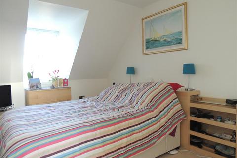 3 bedroom end of terrace house to rent, Morley Road, Bristol