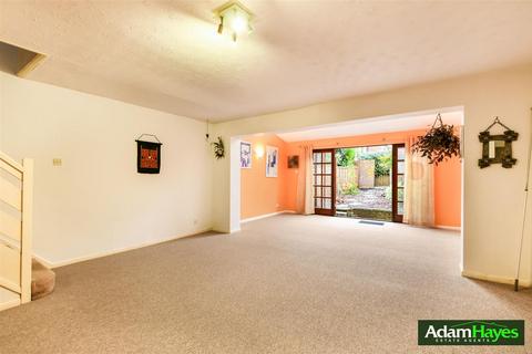 3 bedroom terraced house for sale, Moss Hall Grove, London N12