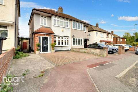 2 bedroom semi-detached house for sale, Western Avenue, Dagenham