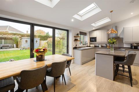 3 bedroom end of terrace house for sale, Church Lane, Dunnington, York, YO19 5QB