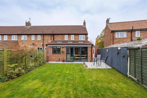 3 bedroom end of terrace house for sale, Church Lane, Dunnington, York, YO19 5QB