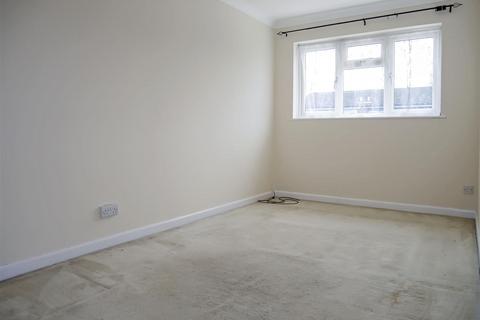 19 Colebrook Road, Wick, Littlehampton, BN17 7NS