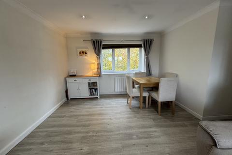 2 bedroom flat for sale, Bucklebury Heath, Chelmsford CM3